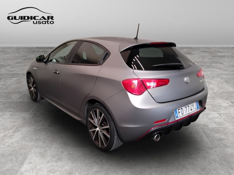 GuidiCar - ALFA ROMEO Giulietta 2016 Giulietta 1.6 jtdm Super 120cv tct Usato